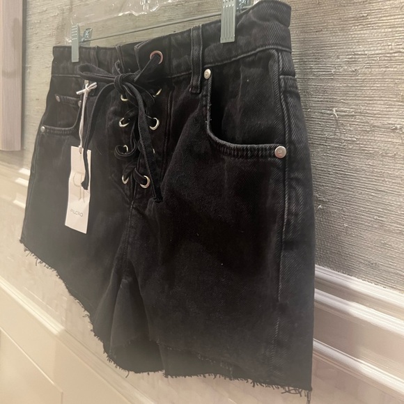 NWT new 29 fits 28 Anthropologie pilcro lace up denim jean shorts black - Picture 12 of 16